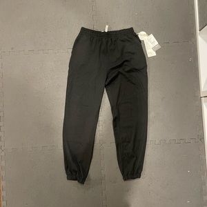 Vuori Clothing - Boyfriend Jogger - Women’s Small